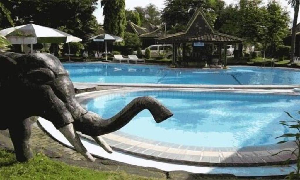 Hotel Batik Yogyakarta Exterior foto