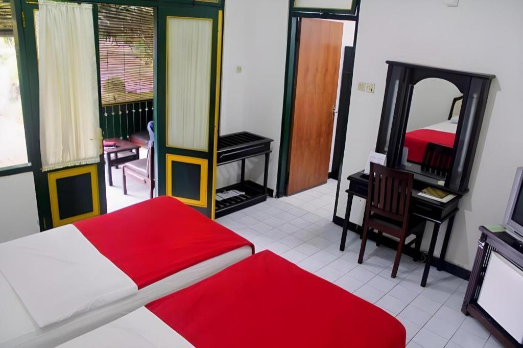 Hotel Batik Yogyakarta Exterior foto